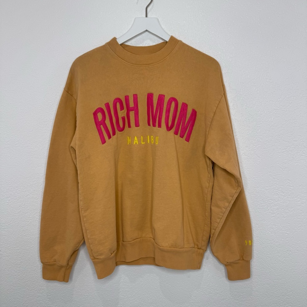Rich Mom Oversized Sweatshirt
